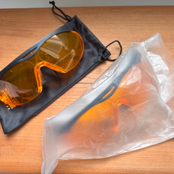Lot of 2 NIP blue light blocking glasses - Picture 1 of 6